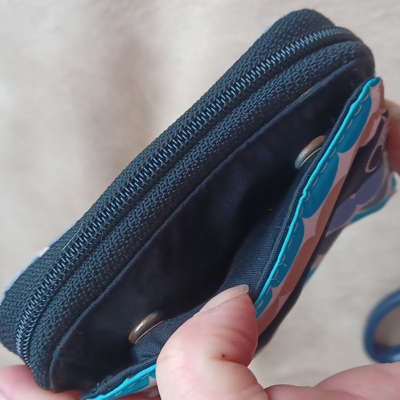 Le Sportsak Wallet - Picture 12 of 15